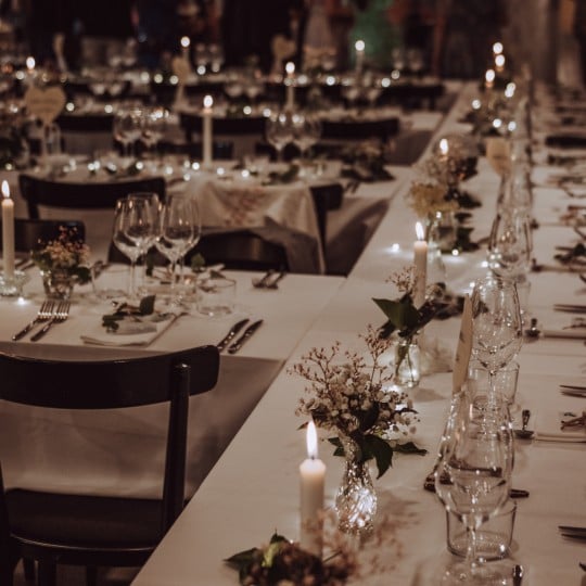 Inspiration: dukade bord till bröllopsfest