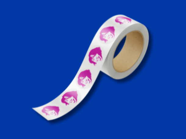 Länk till Avery PrintService med etiketter på rulle.
