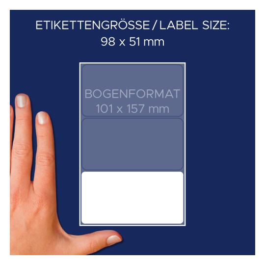 Storleksjämförelse med hand, artikel: 3331, ett ark med allroundetiketter, format: 98 x 51 mm, färg: vit.