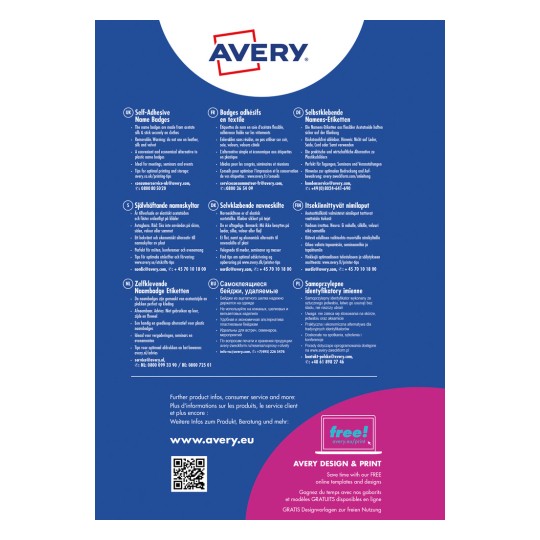 Bilden innehåller information om självhäftande namnskyltar från Avery, som belyser deras funktioner, användarinstruktioner och flerspråkigt stöd. Den inkluderar kontaktuppgifter för kundtjänst och länkar till online designresurser.
