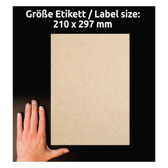 Storleksjämförelse med hand, Artikel: L7109-25, ett ark naturbruna etiketter, Format: 210 x 297 mm, Färg: Naturligt brun?