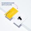 Bilden visar en uppsättning av brickhållare med klämma och nål, med en gul bricka märkt 'Eric Platier' och varumärket 'Technology.' Den framhäver ett paket med 50 brickhållare.